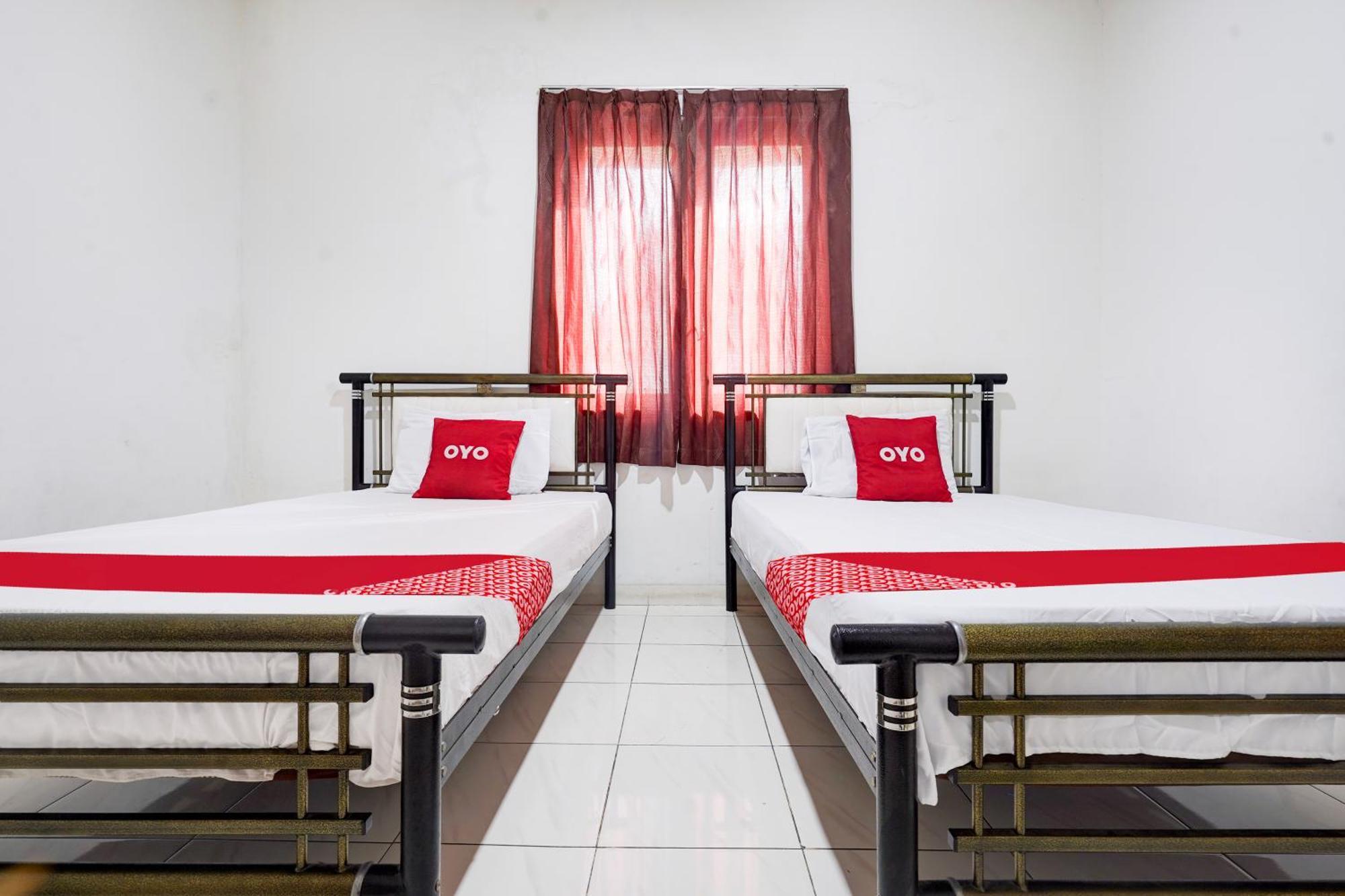 Hotel O Rappocini Near Rsia Paramount Makassar Exterior foto