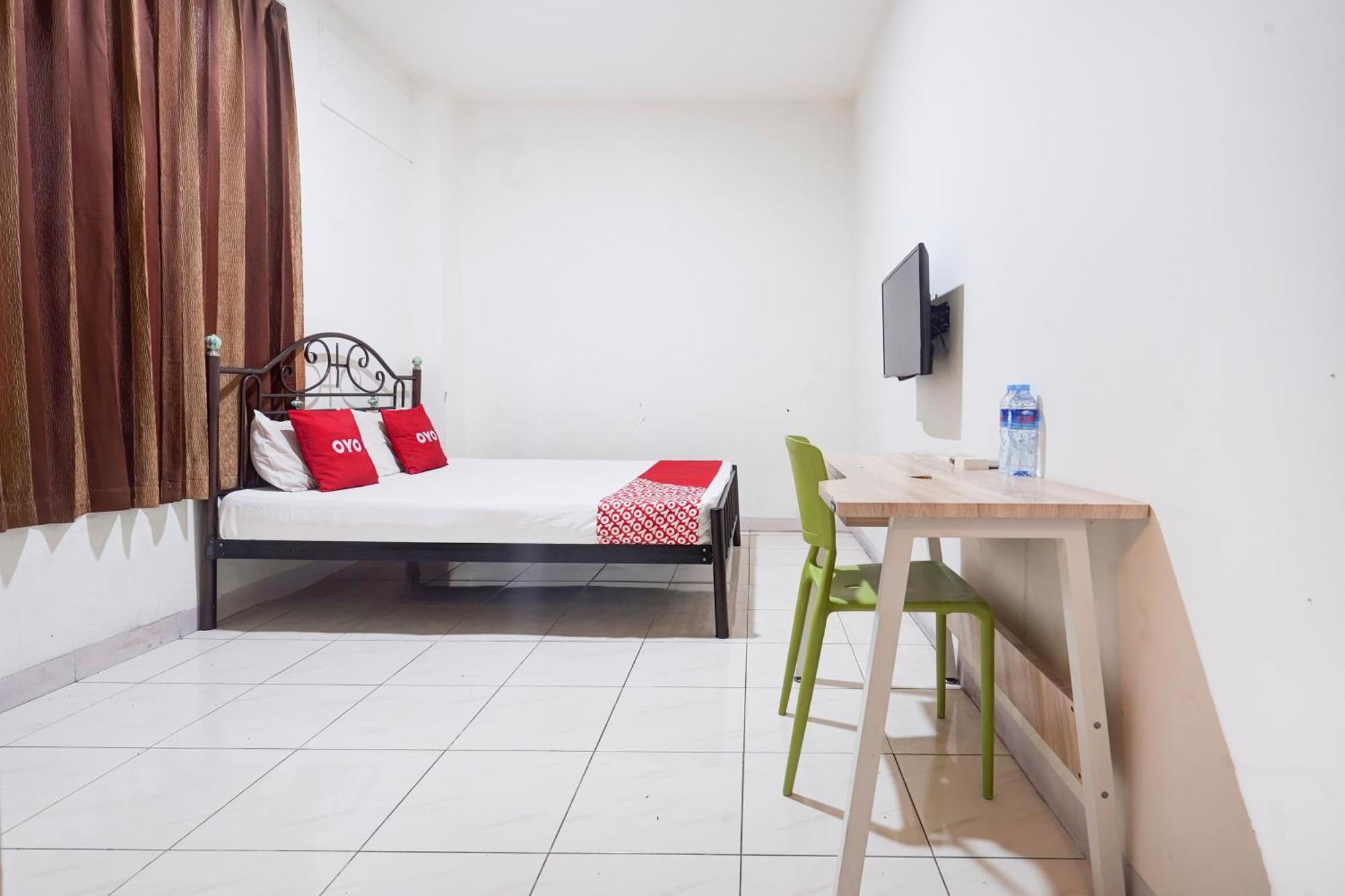 Hotel O Rappocini Near Rsia Paramount Makassar Exterior foto