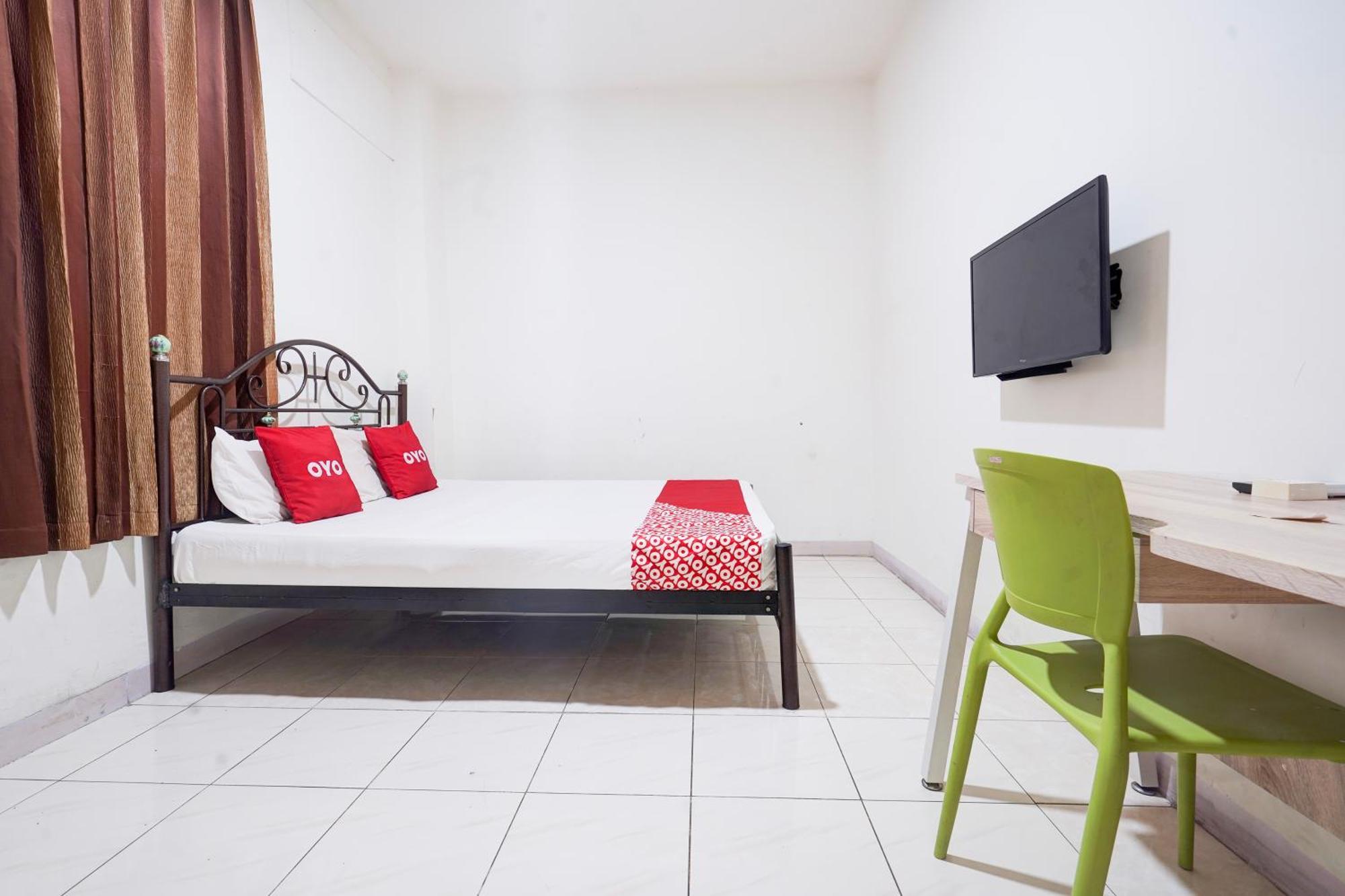 Hotel O Rappocini Near Rsia Paramount Makassar Exterior foto